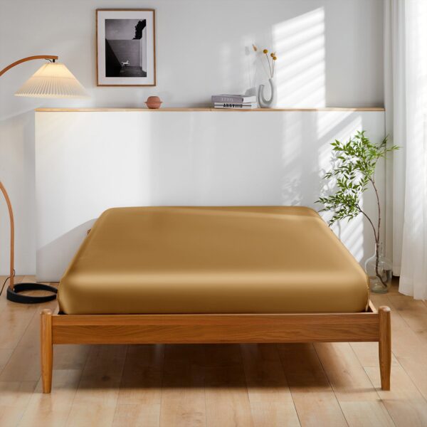 19 Momme Silk Fitted Sheet - Image 16