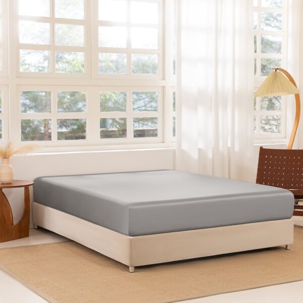 22 Momme Silk Fitted Sheet - Image 9
