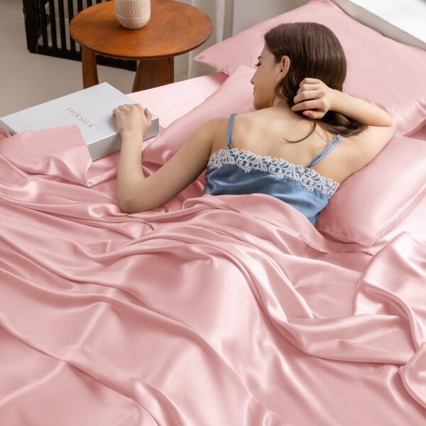 22 Momme Silk Flat Sheet - Image 32