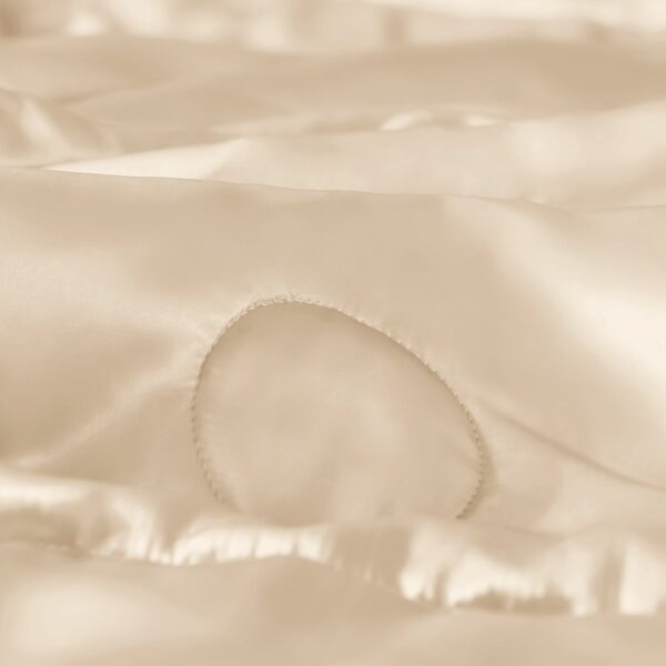 19 Momme Mulberry Silk Cooling Blanket - Image 38