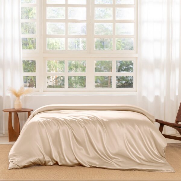 22 Momme Silk Duvet Cover - Image 3