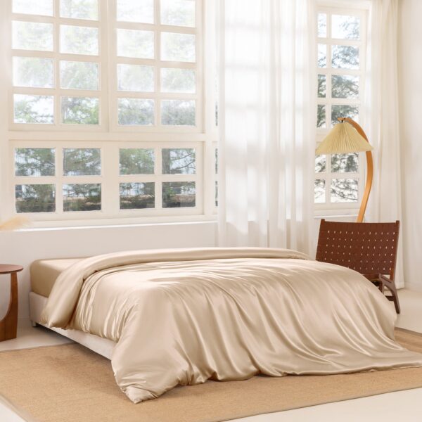 22 Momme Silk Duvet Cover - Image 4