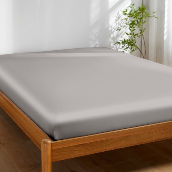 19 Momme Silk Fitted Sheet - Image 3