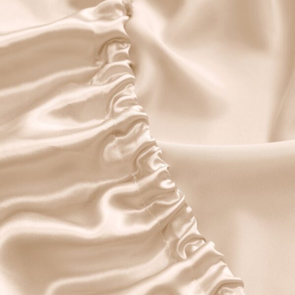 19 Momme Silk Fitted Sheet - Image 10